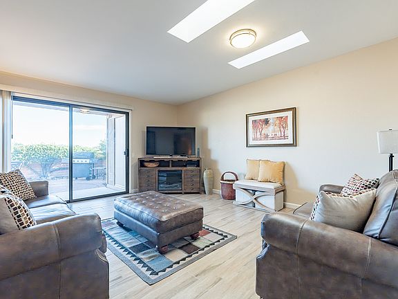 2nd image of 1601 W Calle Zuniga