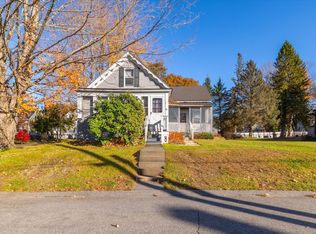 37 Memorial St, Baldwinville, MA 01436