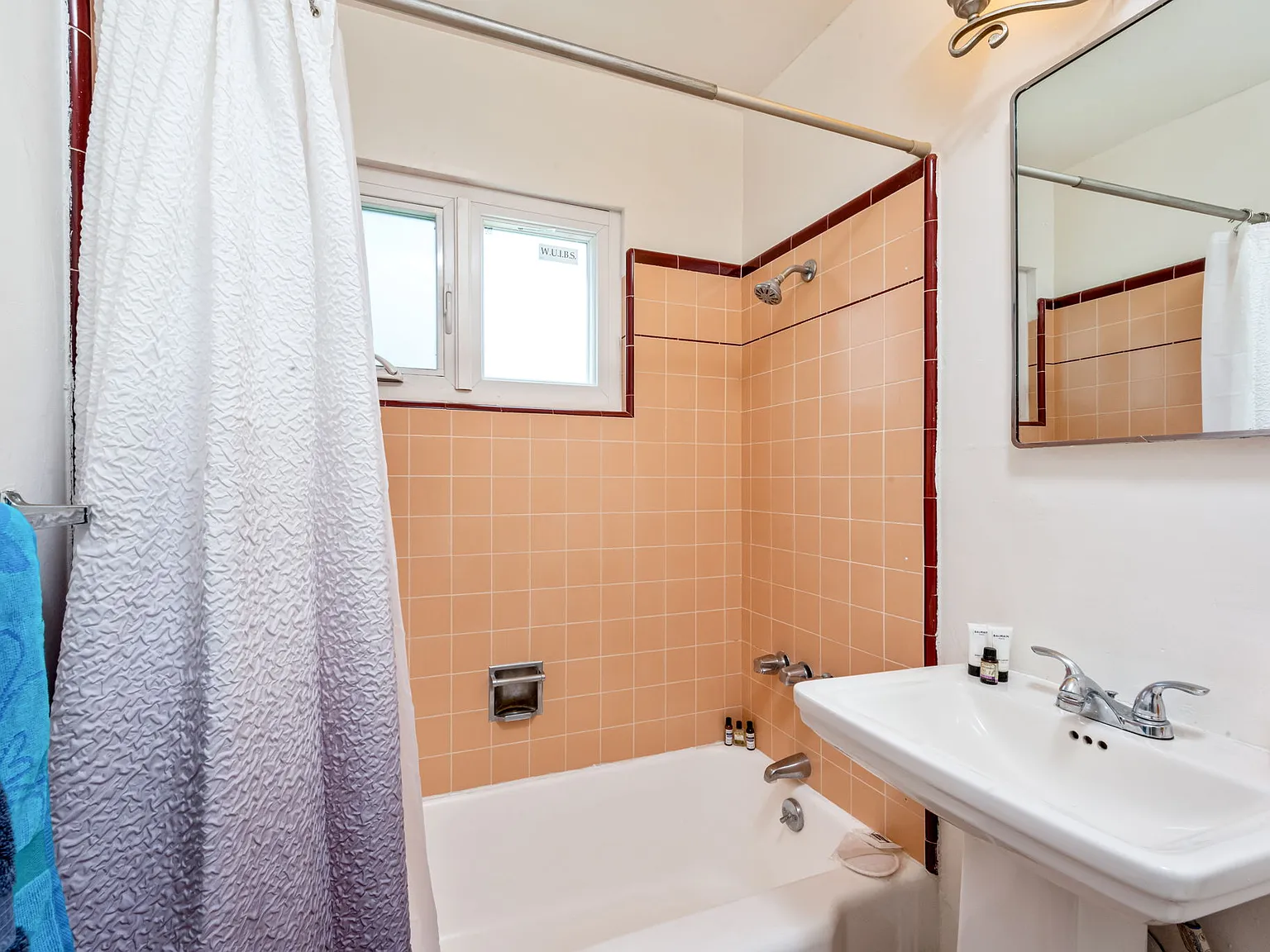 1 bed, 825 sqft, $2,900 — Photo 3