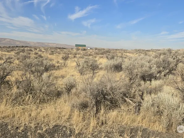 20 XX Paso Fino Drive, Ephrata, WA 98823