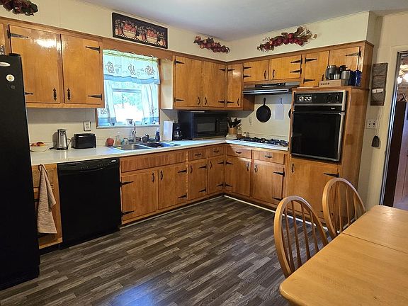 4th image of 2805 Reed St