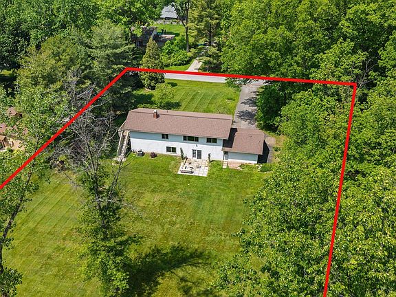 3rd image of 7280 Hollandia Dr