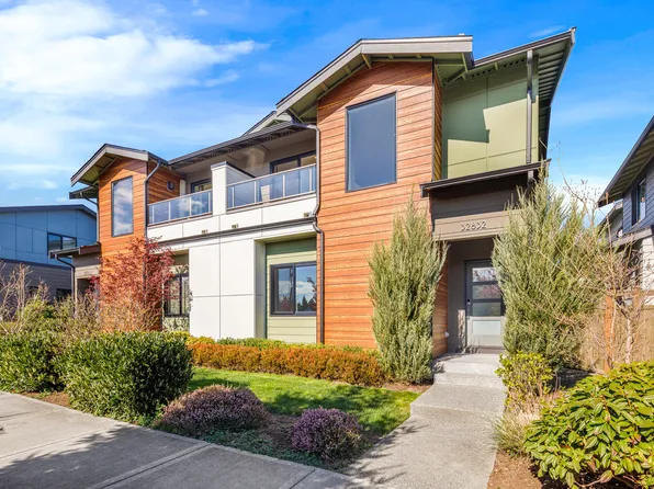 32832 Ten Trails Pkwy SE, Black Diamond, WA 98010