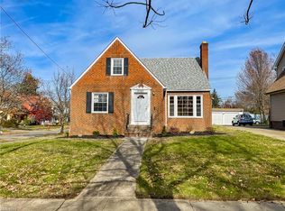 3397 Washington Blvd, Cleveland Heights, OH 44118