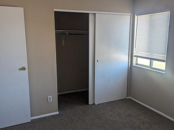 3rd image of 409 Mars Dr APT 3