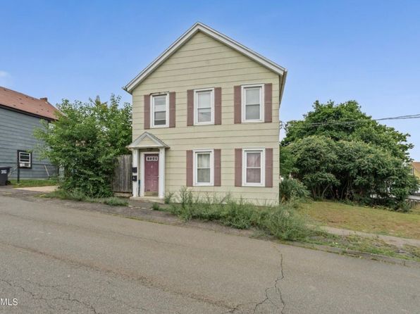 6 Hill St APT 2