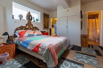 4th image of 2643 C St APT 2
