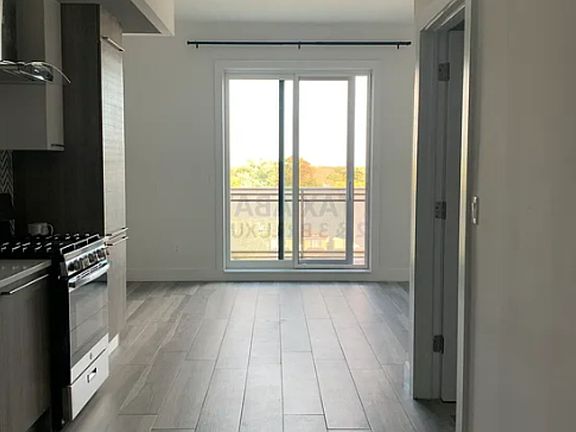 3rd image of 2222 Ocean Ave #6C