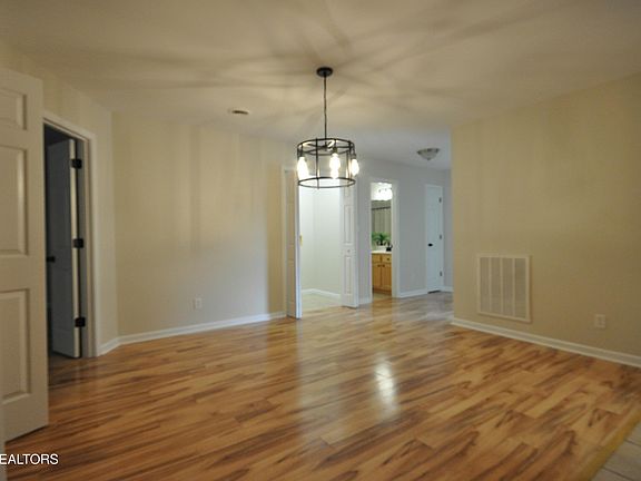 3rd image of 6309 Sky Song Ln