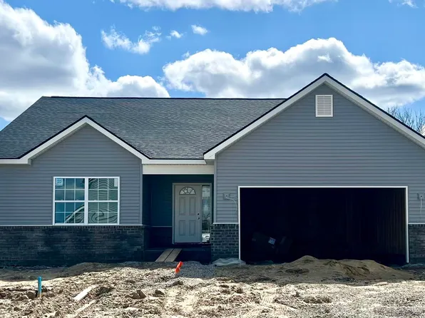 2081 Carson Ln, Monroe, MI 48162