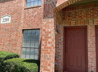 2200 N Carroll Blvd #3, Denton, TX 76201