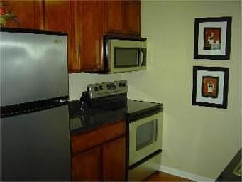 5th image of 6214 Robinson # 4 St