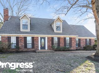 807 Cloverleaf Dr, Southaven, MS 38671