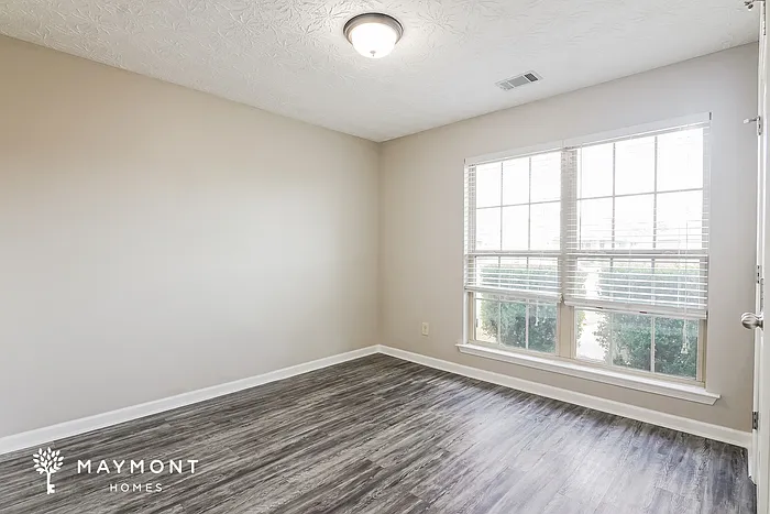 1677 Buena Vista Blvd — Photo 9