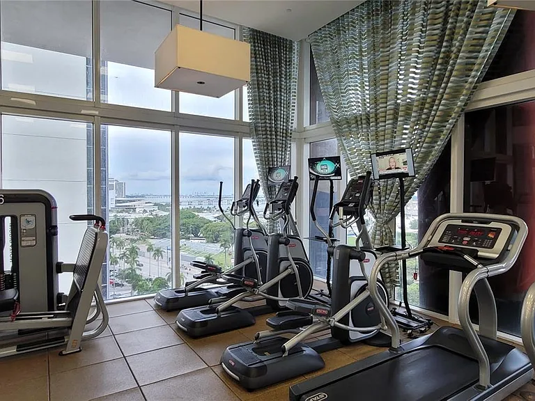 50 Biscayne Blvd #5202 — Photo 18