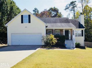 755 Baskins Cir, Winder, GA 30680