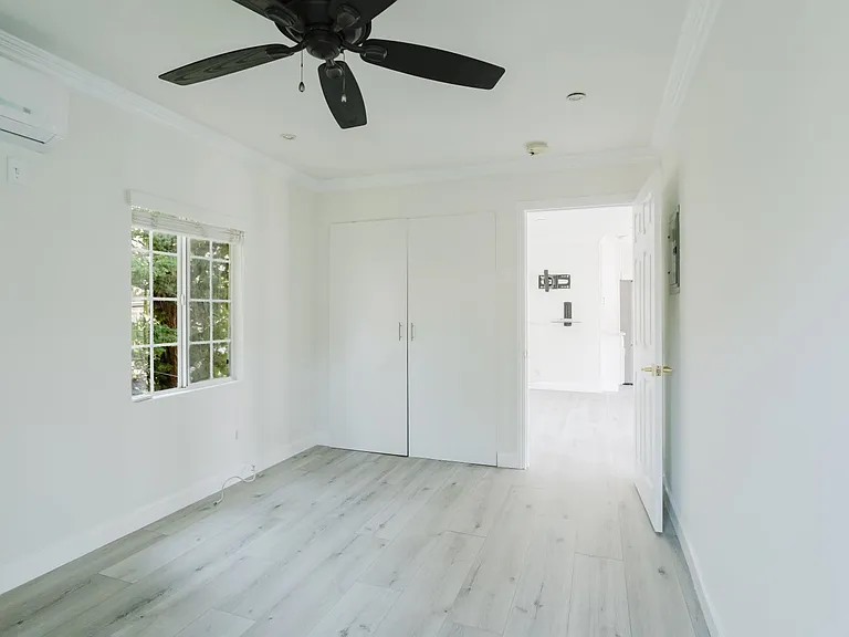 408 Spencer St #D — Photo 23