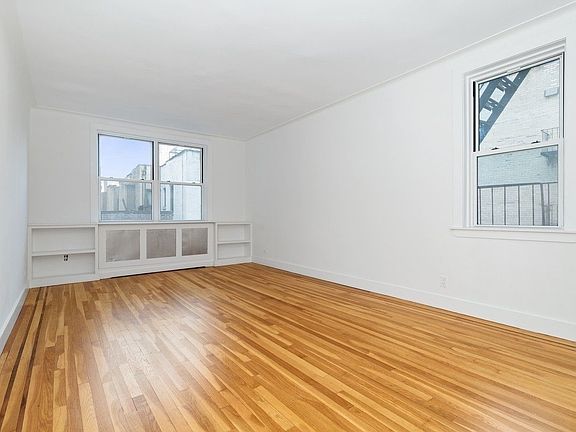 2nd image of 310 W 55th St APT 5