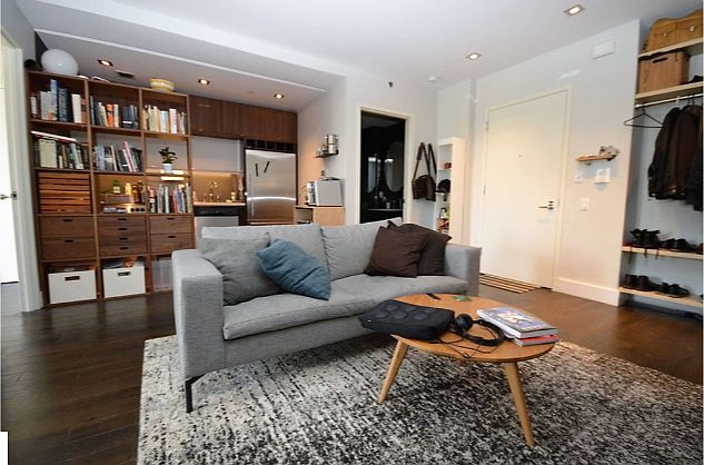 1st image of 146 Meserole St APT 3L