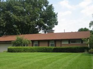 2134 Oakmount Rd, Upper Arlington, OH 43221