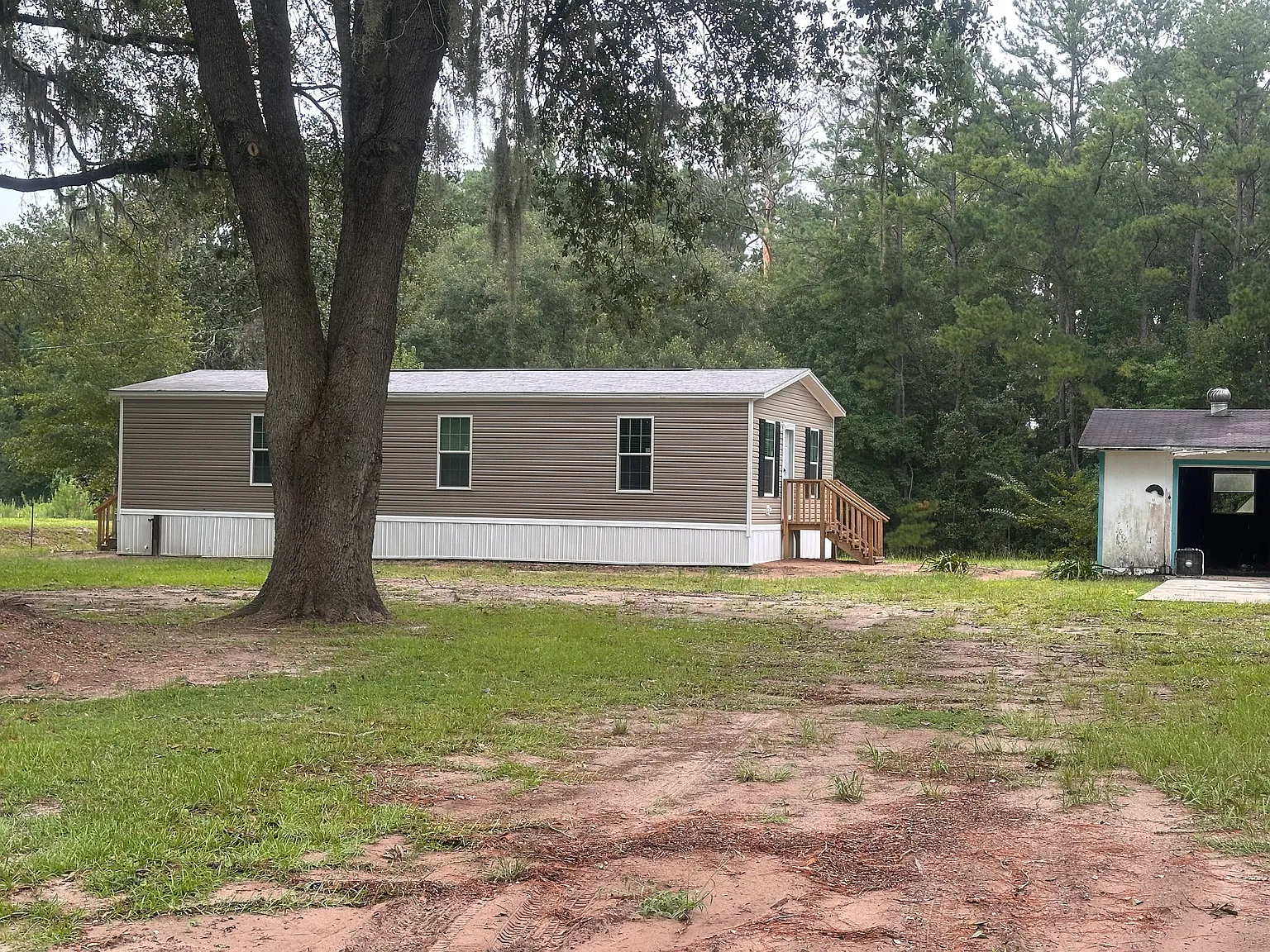 3 bed, 1150 sqft, $2,000 — Photo 1