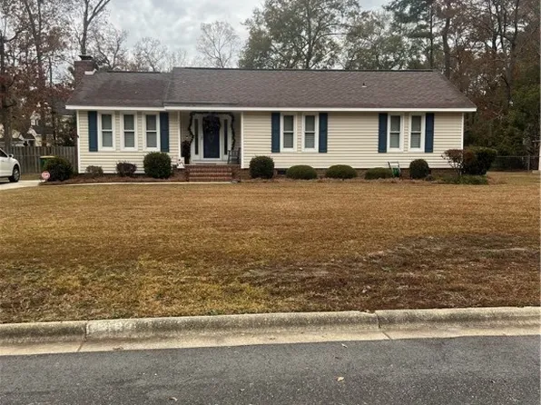 3092 Westminster Rd, Lumberton, NC 28360