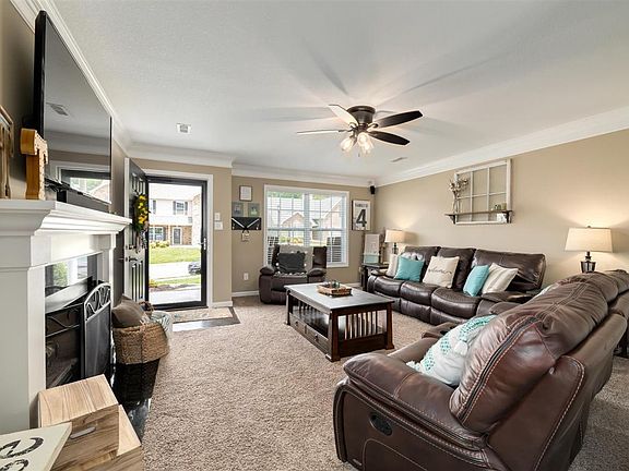 4th image of 7415 Lucky Clover Ln