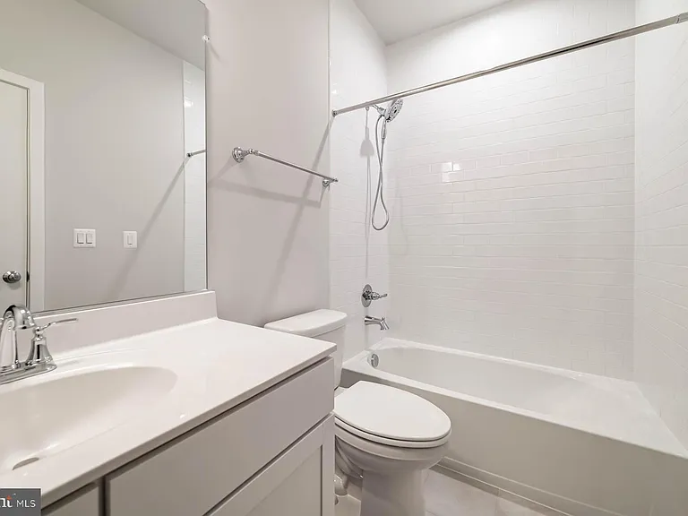 6227 Almerico Pl — Photo 47