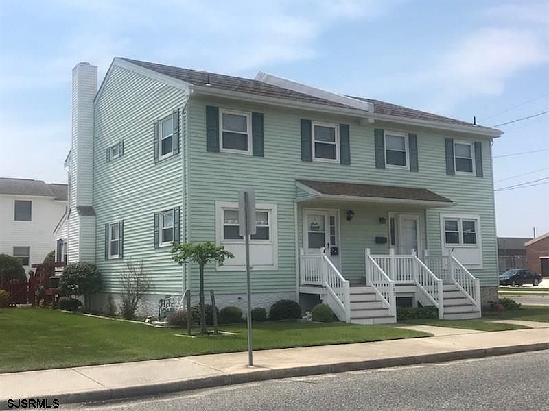1st image of 202 18th St