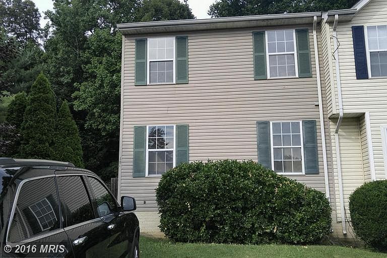 1st image of 101 Staunton Ct