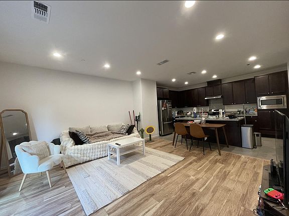 4th image of 505 Staccato Pl