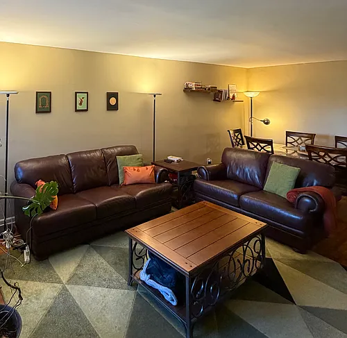 100 Lincoln Ave Photo 1