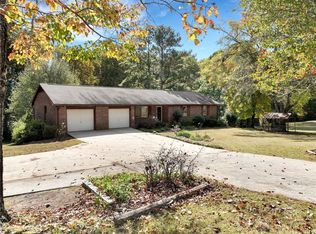 135 Campbell Bridge Rd, Walhalla, SC 29678