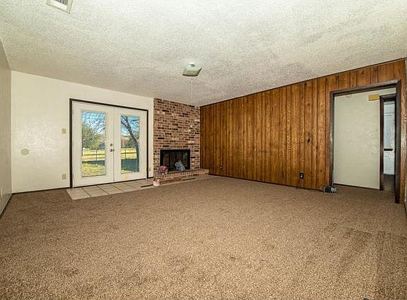 3rd image of 801 Chisholm Valley Dr