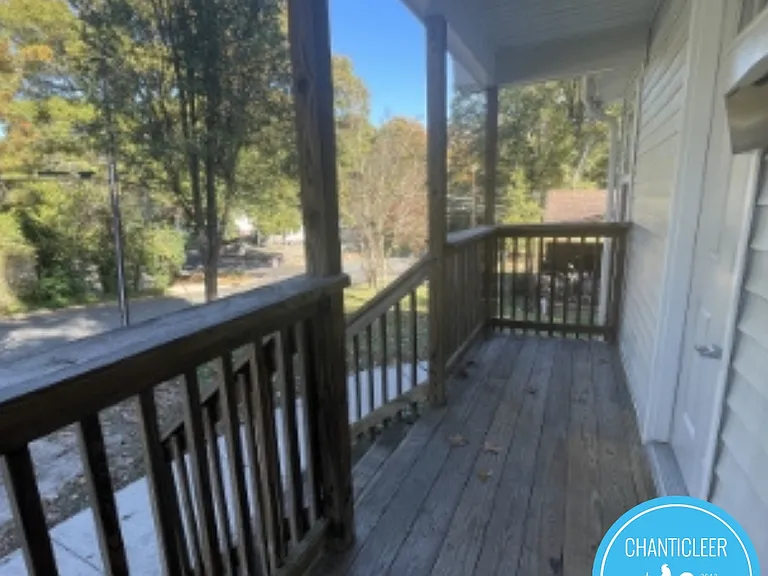 912 Dayton St — Photo 15