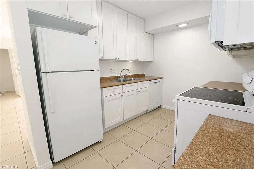 2 bed, 2.0 bath, 1030 sqft, $1,550 — Photo 4