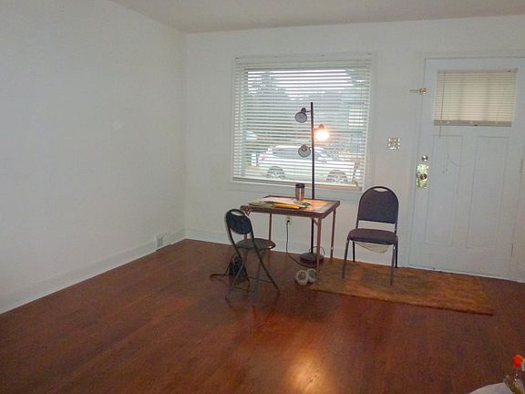 2nd image of 6 Jewell Ave