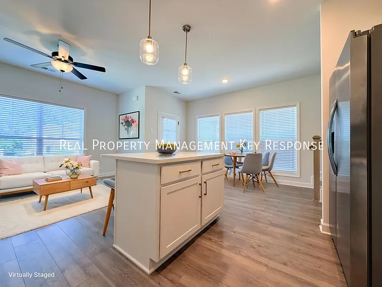 245 Holywell Dr #98 — Photo 5