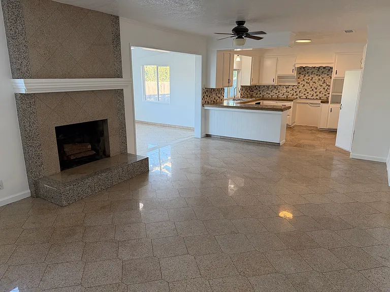 5277 Peacock Ln — Photo 11