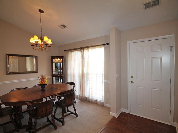 4th image of 1412 Holmes Ct