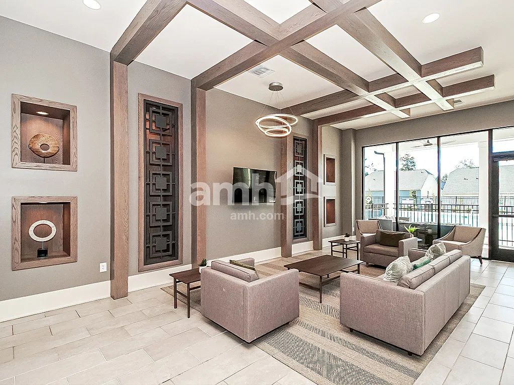 4 bed, 2.5 bath, 2760 sqft, $2,715 — Photo 4