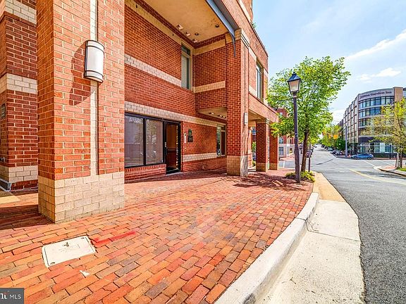 4th image of 1707 Prince St APT 2