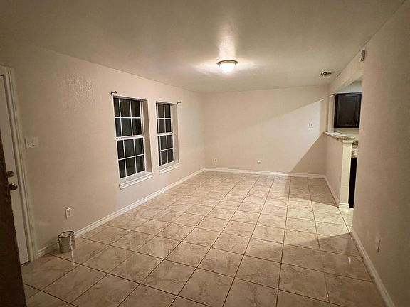 2nd image of 5118 Cien Dr