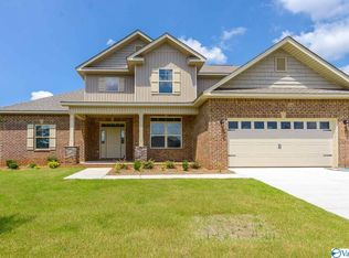 108 Legacy Trace Dr, Huntsville, AL 35806