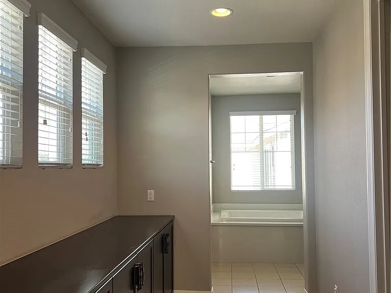 9735 La Vine Ct — Photo 22