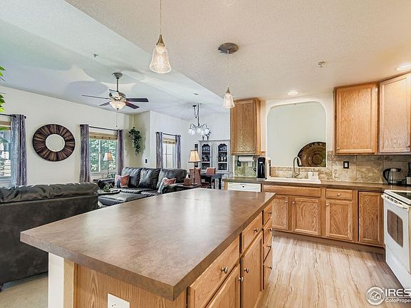 4th image of 2321 Calais Dr #15G