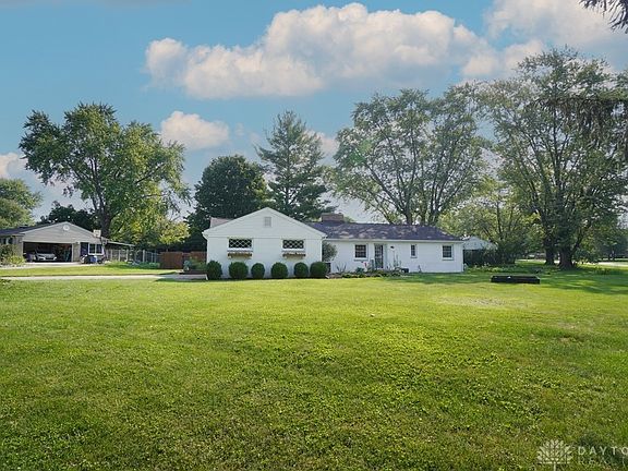 2nd image of 1052 Kenbrook Dr