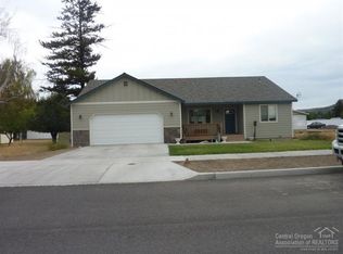 130 NE Buena Villa Dr, Prineville, OR 97754