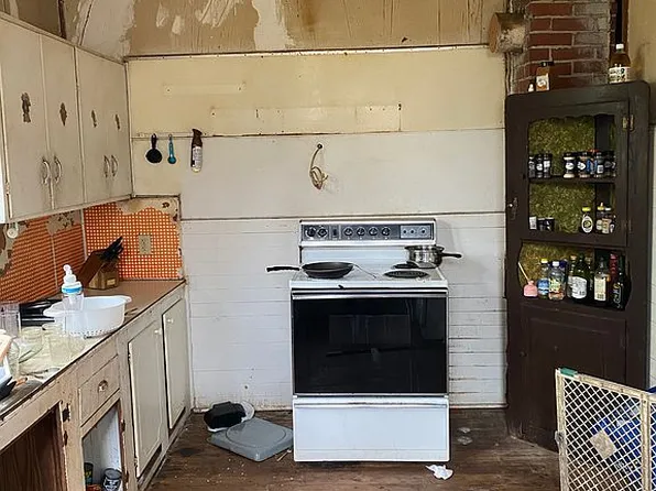 6438 E Capps Hwy, Lamont, FL 32336