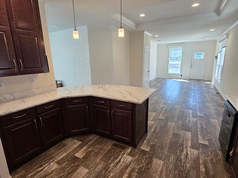 45135 McKenzie Hwy — Photo 1